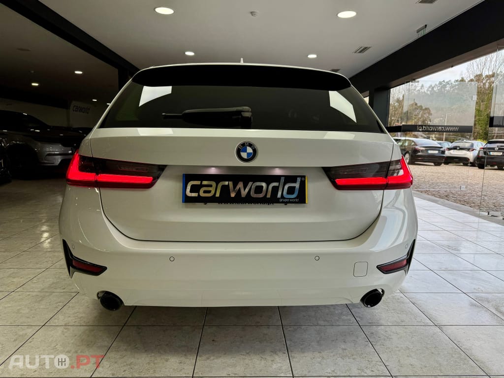 BMW 330 e Touring Corporate Edition Auto