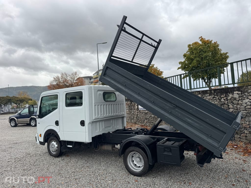 Nissan Cabstar 2.5dCI 130CV 6LUG Basculante 115.000 Kms