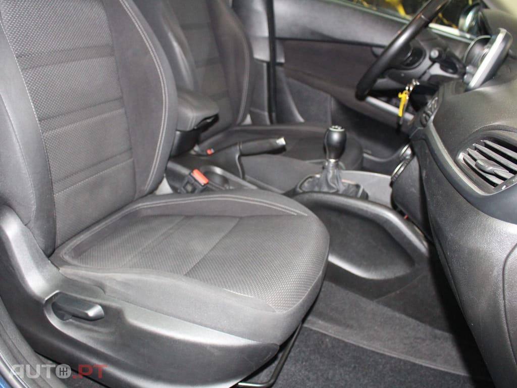 Fiat Tipo 1.3 M-Jet Lounge J17