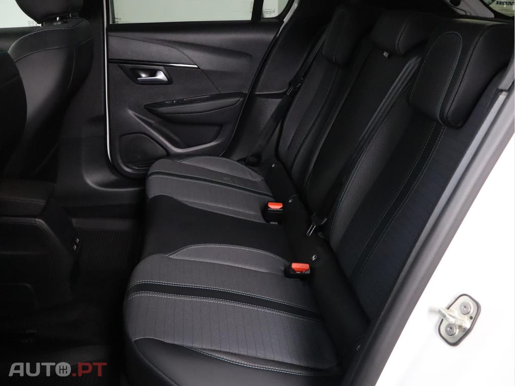 Peugeot 208 Allure Versão Eléctrica