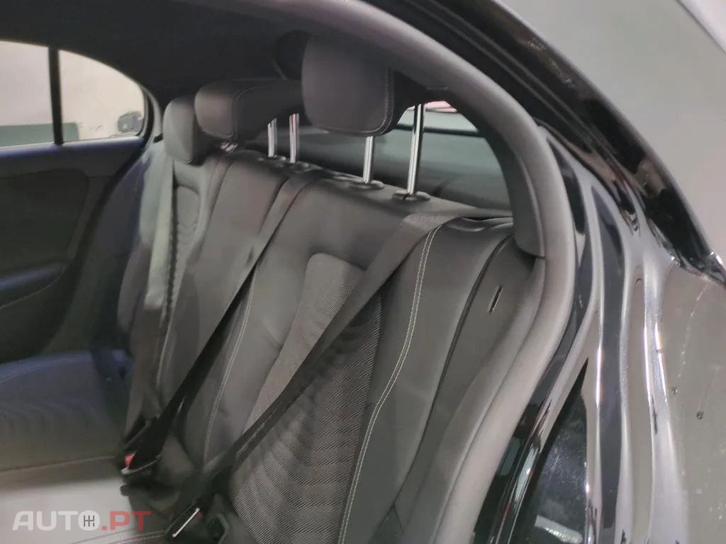 Mercedes-Benz A 250 e