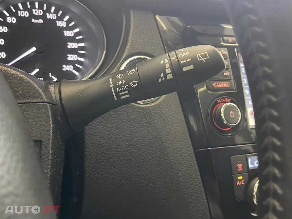 Nissan Qashqai 1.5 dCi N-Connecta 18