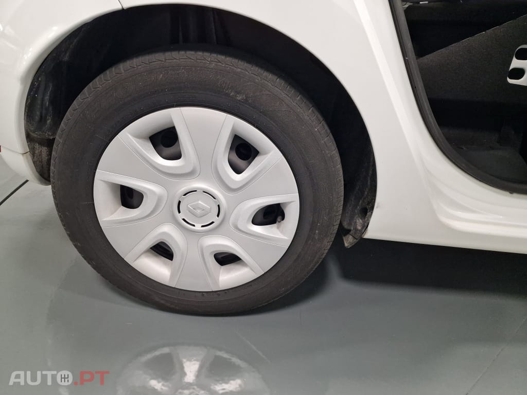 Renault Clio SOCIETE 1.5 DCI ZEN GPS IVA DEDUTIVEL