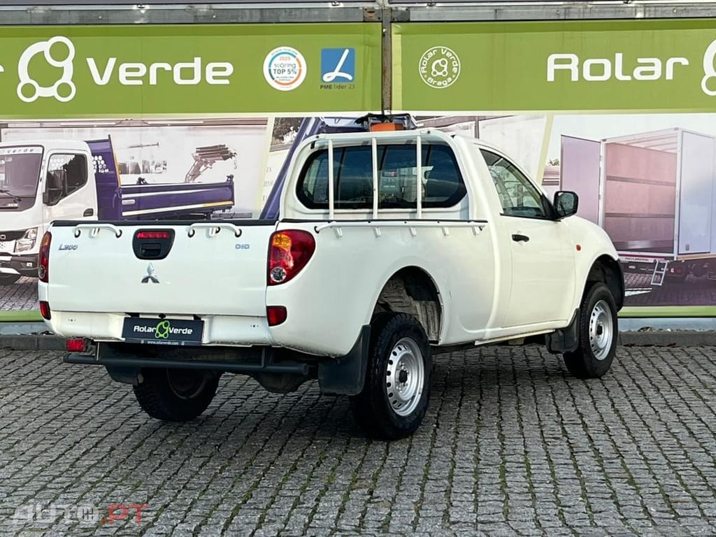 Mitsubishi L200 4X4  CAIXA COM 2250 mm
