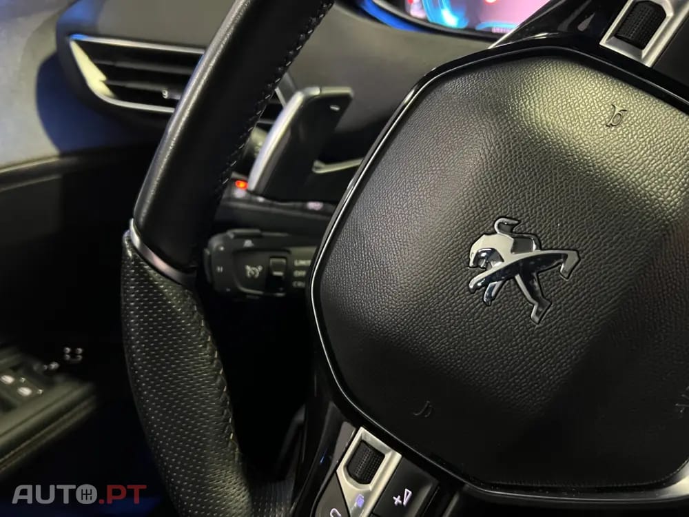 Peugeot 3008 1.6 Hybrid GT Pack e-EAT8