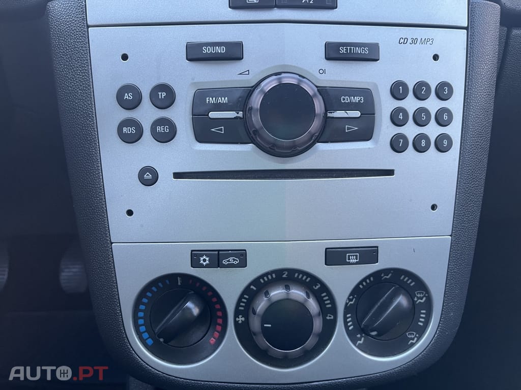 Opel Corsa 1.2 Enjoy