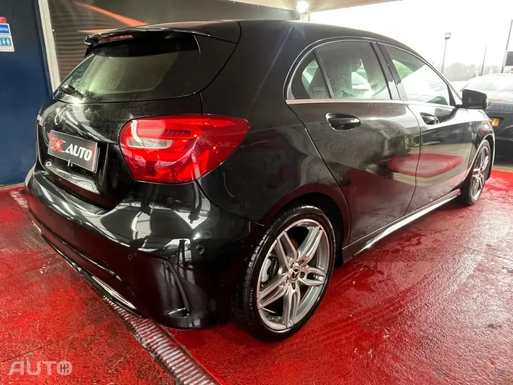 Mercedes-Benz A 180 d AMG Line