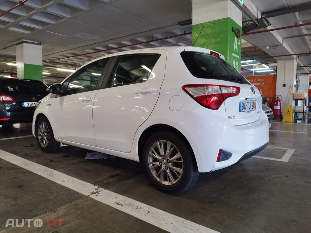 Toyota Yaris 1.5 Hybrid 101 CV