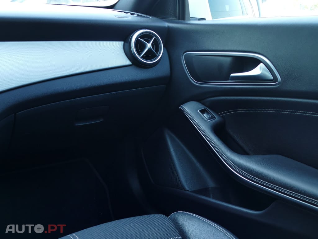 Mercedes-Benz CLA 180 d Shooting Brake Urban