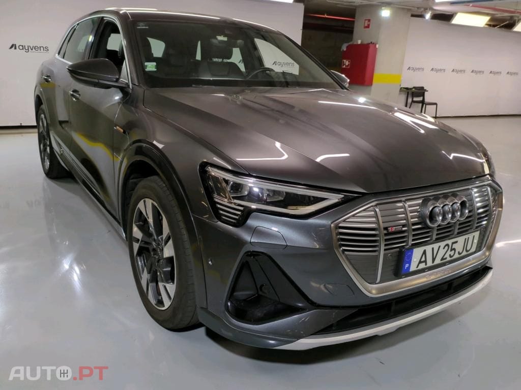 Audi E-Tron 55 quattro S line
