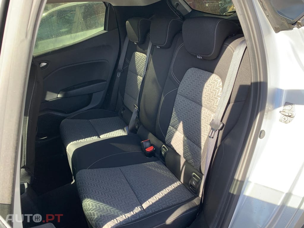 Renault Clio 1.0 TCe Techno Bi-Fuel