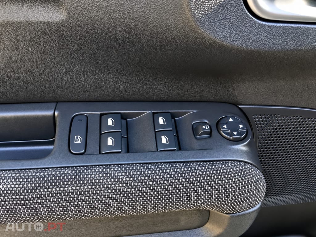 Citroen C3 Aircross 1.2 PureTech Shine Pack