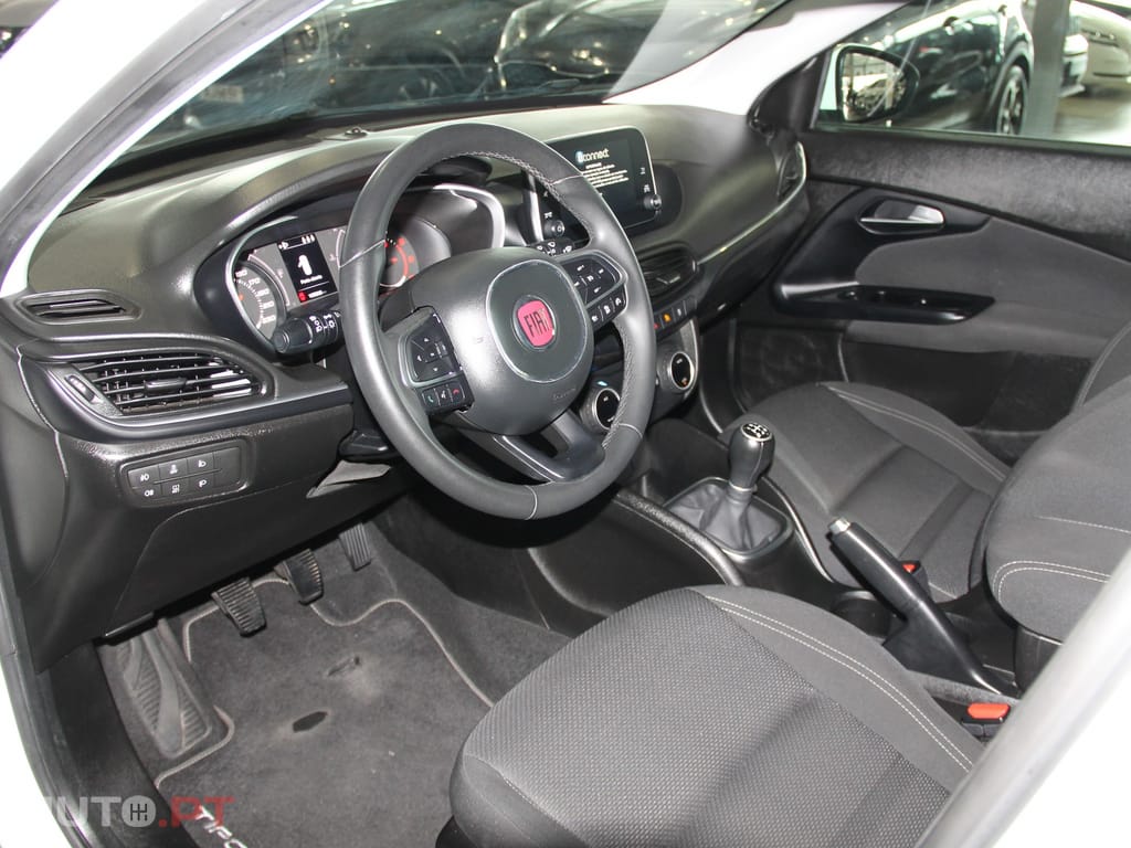 Fiat Tipo 1.3 M-Jet Easy