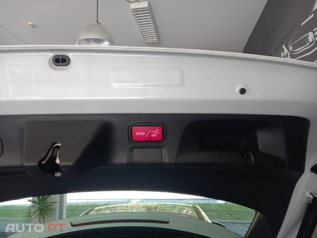 Mercedes-Benz CLA 180 Progressive Line