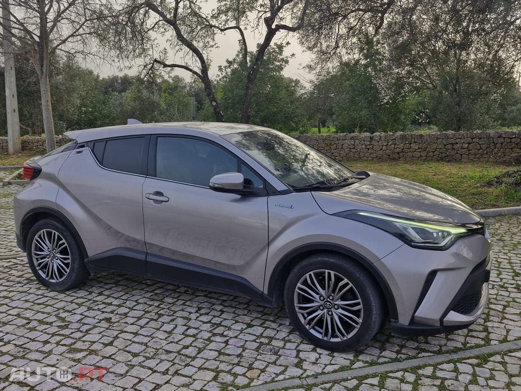 Toyota C-HR 1.8 Hybrid Exclusive + Pack Luxury