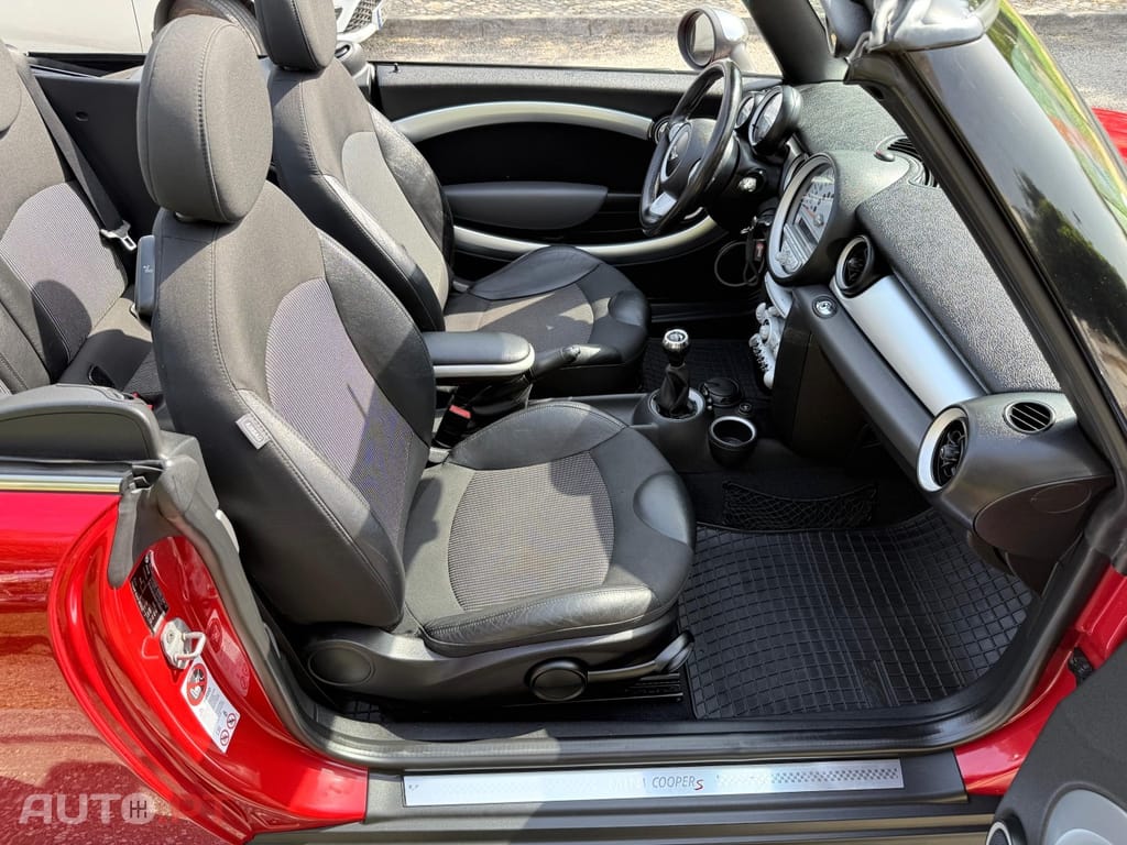 MINI Cabrio Cooper S
