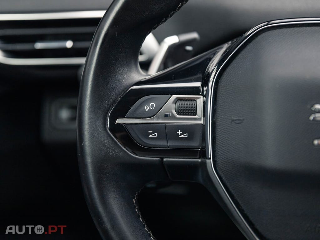 Peugeot 5008 1.5 BlueHDi Allure EAT8