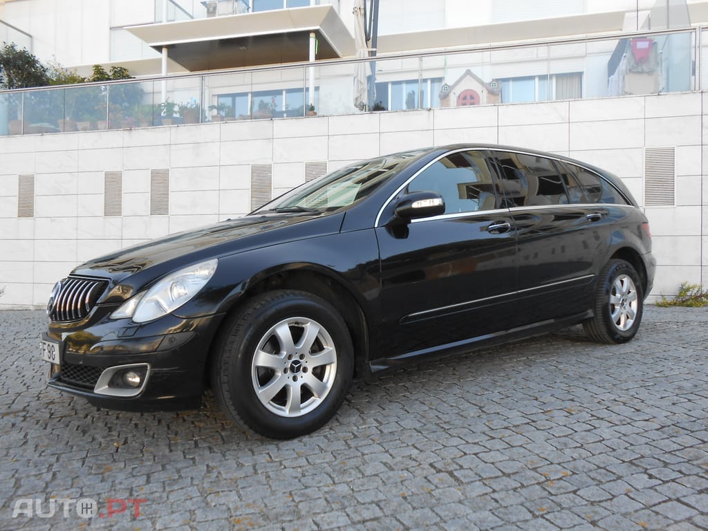 Mercedes-Benz R 320 4 MATIC