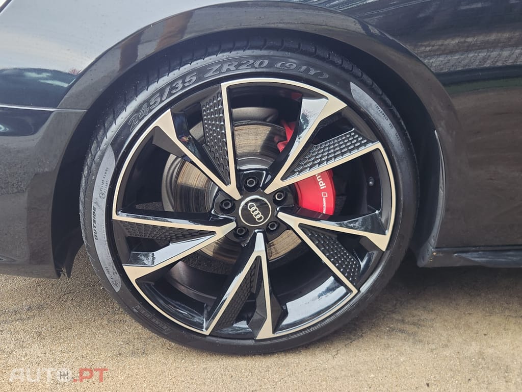 Audi A4 Avant 40 TDI S line S tronic