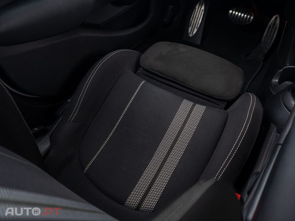 MINI Cooper Cooper Premium JCW Auto