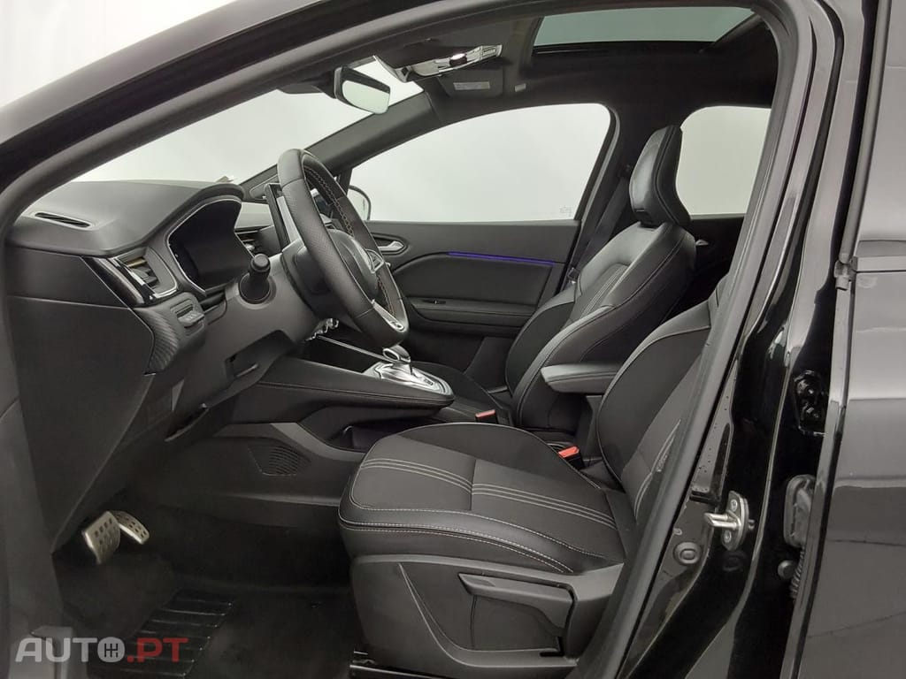 Renault Captur 1.6 E-Tech Full Hybrid Engineered