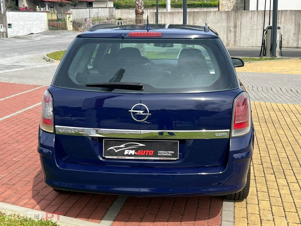 Opel Astra CARAVAN