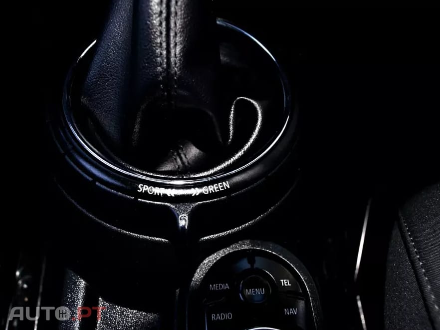 MINI Cooper Cooper D Auto