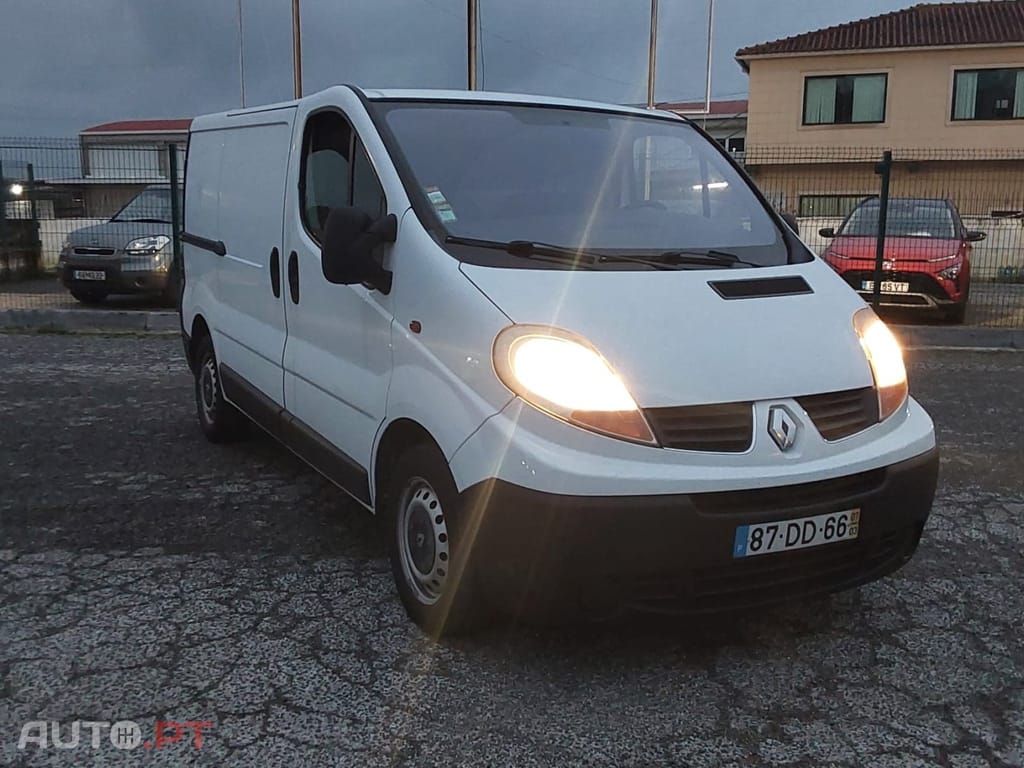 Renault Trafic 2.0 dCi L1H1 1.0T