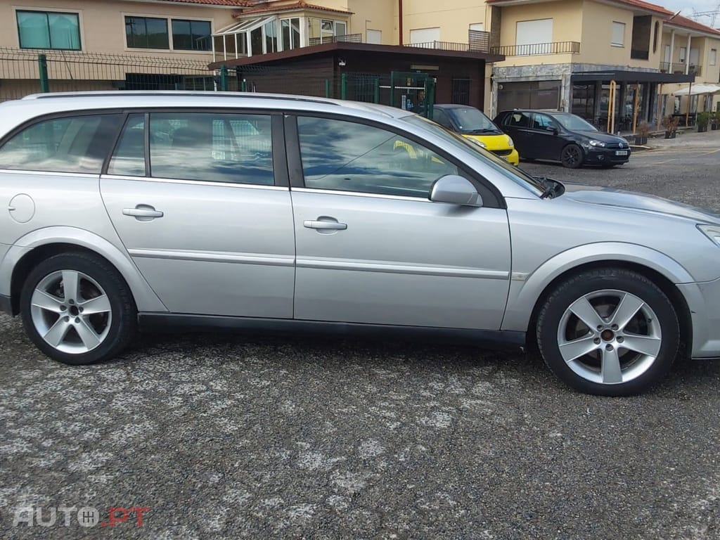 Opel Vectra Caravan 1.9 CDTi Comfort