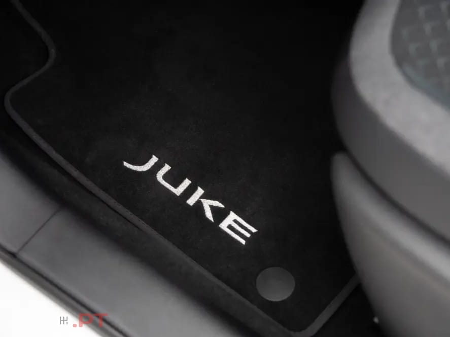 Nissan Juke 1.0 DIG-T N-Connecta Two Tone