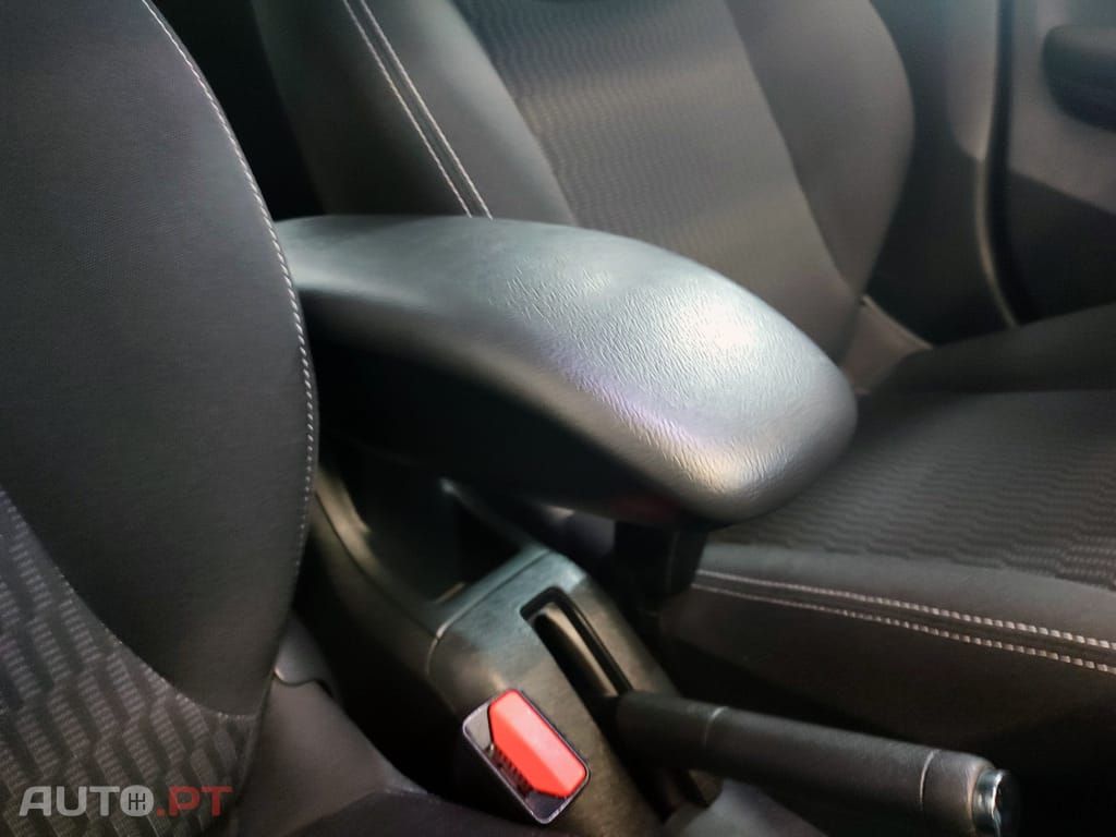 Peugeot 208 ACTIVE