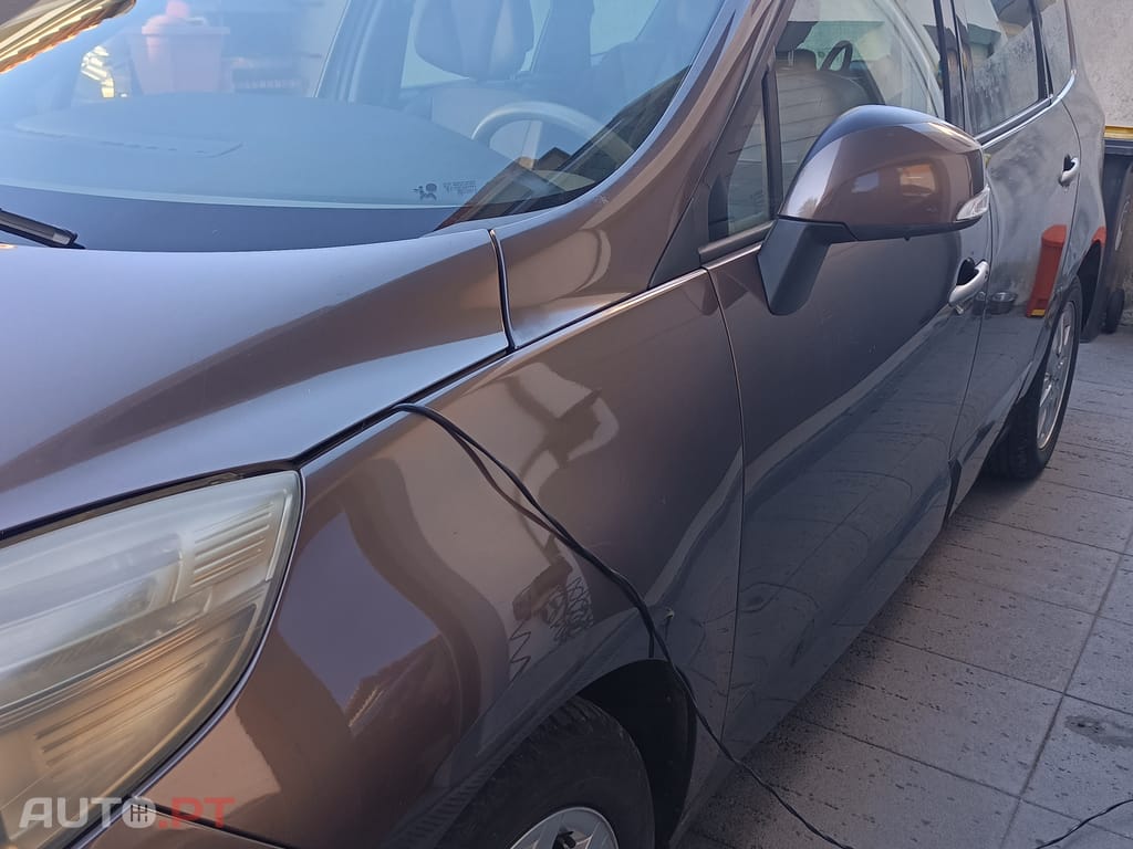 Renault Grand Scénic 1.9 dci