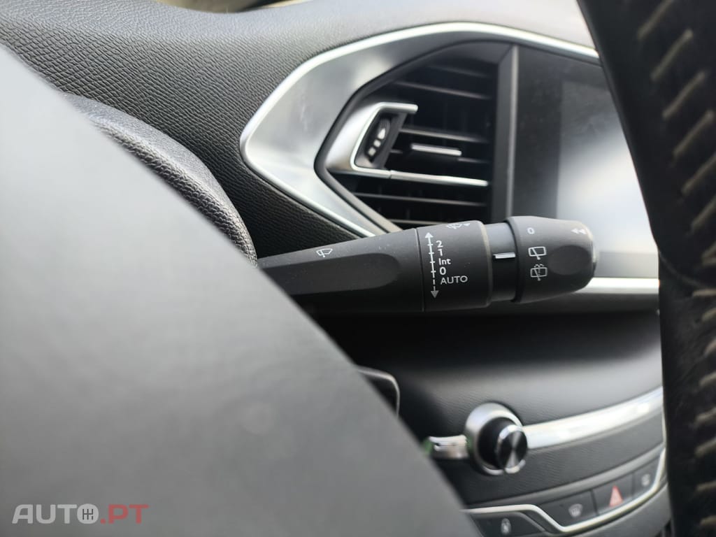 Peugeot 308 SW 1.2 Active Business