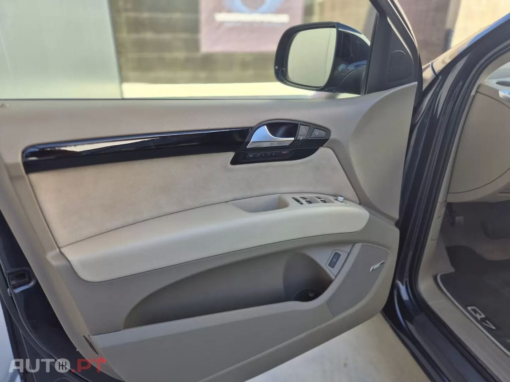 Audi Q7 4.2 V8 TDi quattro S-line Tiptronic