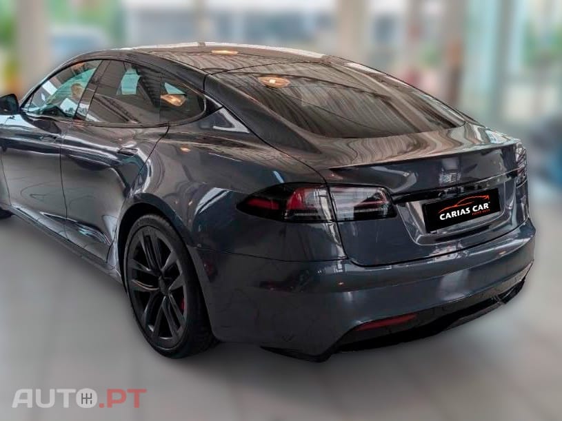 Tesla Model S Plaid AWD