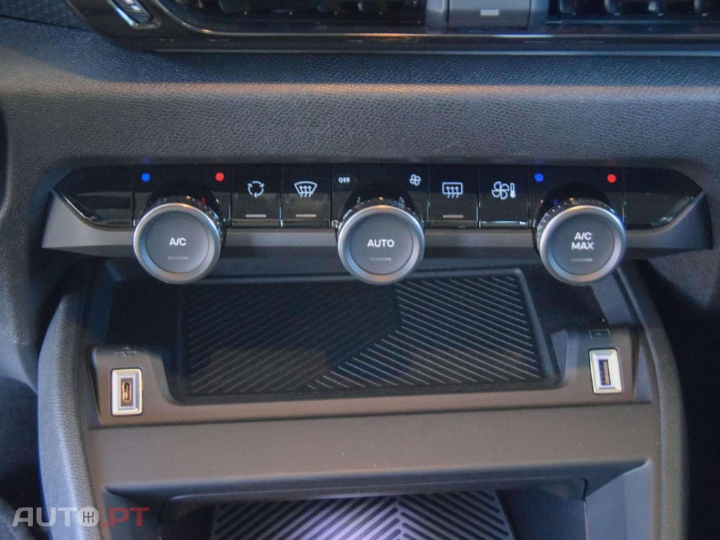 Citroen C4 1.2 Hybrid Plus e-DSC6