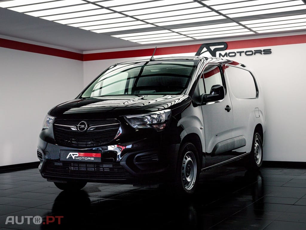 Opel Combo 1.5 CDTi L2H1 Essentia