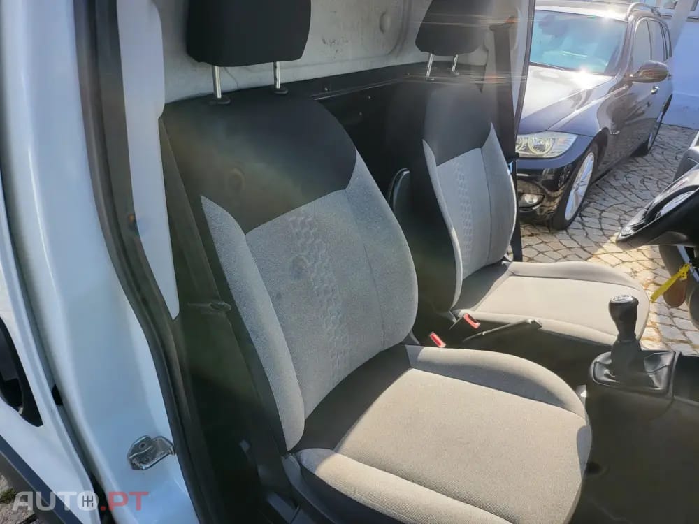 Fiat Fiorino 1.3 M-jet Adventure
