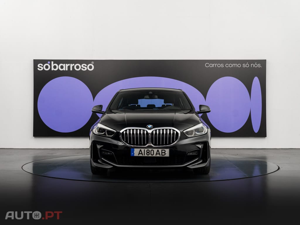 BMW 118 i Pack Desportivo M Auto