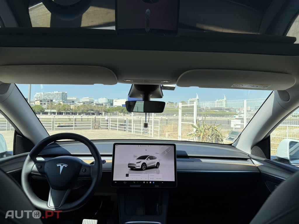 Tesla Model Y Tração Traseira