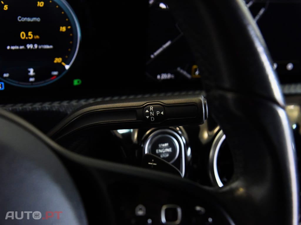 Mercedes-Benz A 180 D AUTO. SEDAN