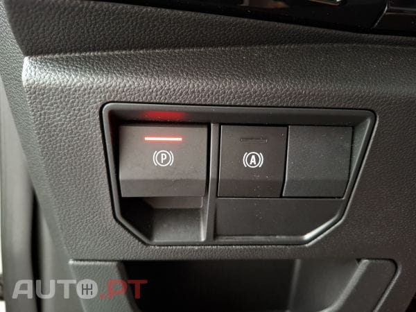 Renault Austral 1.2 E-Tech full hybrid 200 Iconic E. Al.