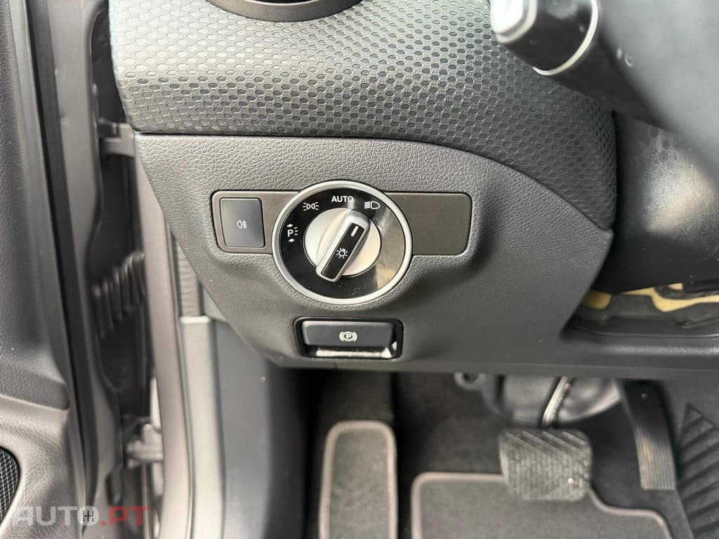 Mercedes-Benz A 180 d AMG Line Aut.