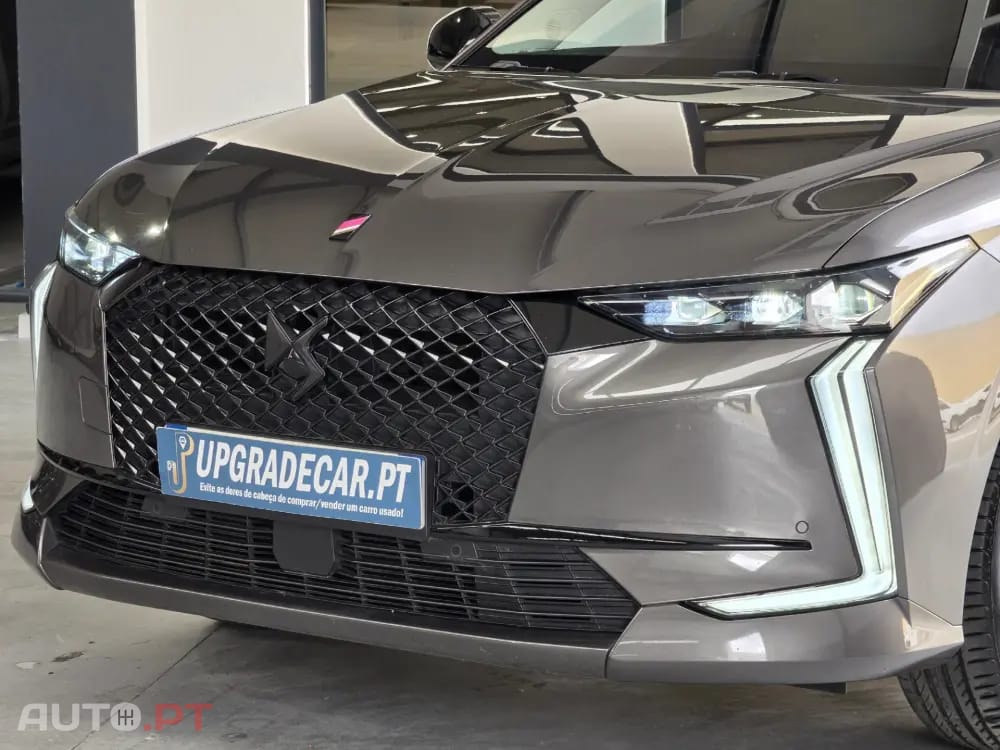 DS 4 E-TENSE 225 PERFORMANCE LINE+ — fotografia 3