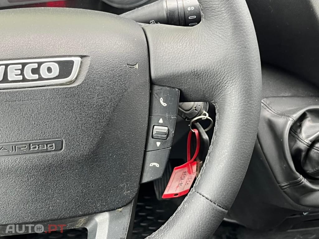 Iveco Daily 3.0 CAB. DUPLA 7 LUGARES