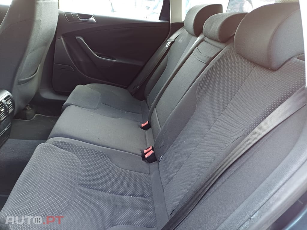 Volkswagen Passat Variant 1.9 TDi Trendline