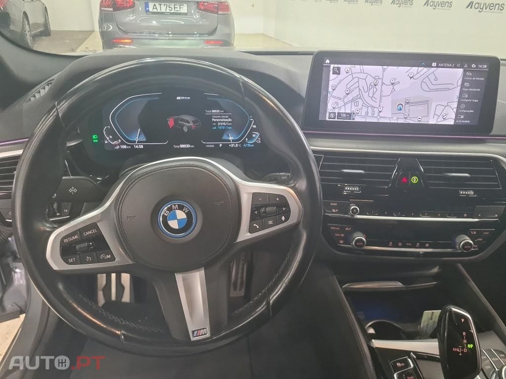 BMW 530 e Pack Desportivo M