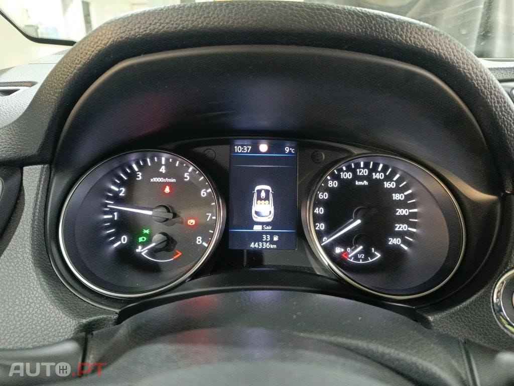 Nissan Qashqai 1.3 DIG-T N-Connecta J18