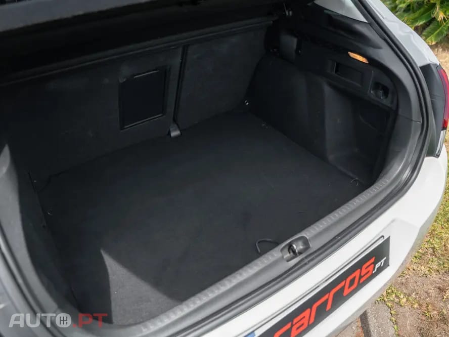 Citroen C4 PureTech 130 Stop & Start Shine