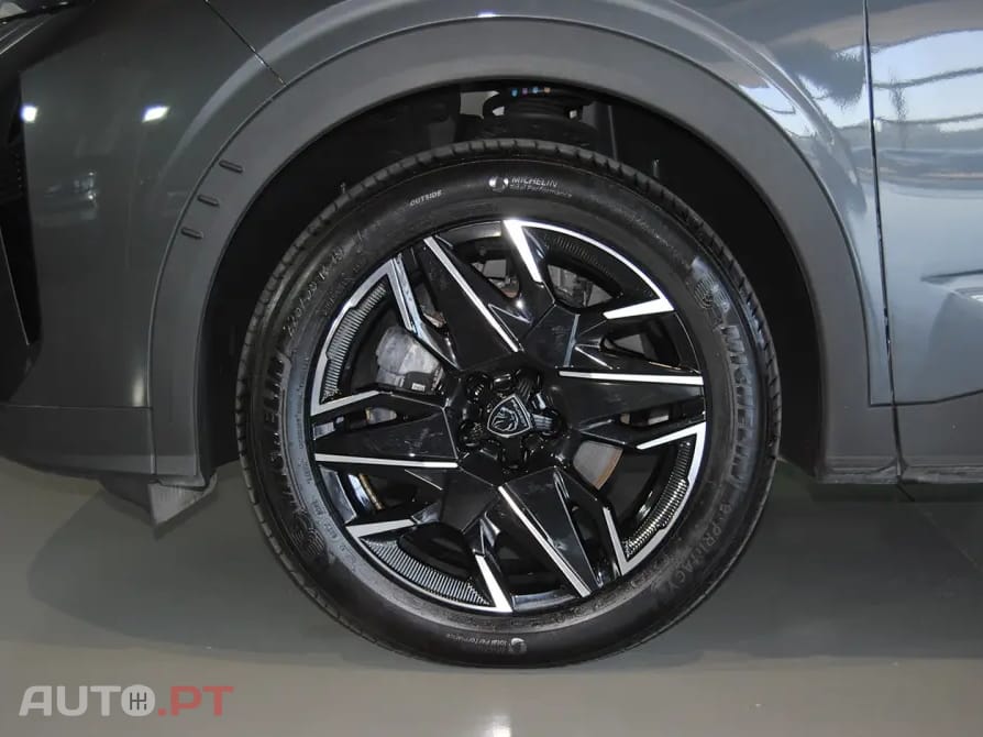 Peugeot 5008 1.2 Hybrid Allure e-DCS6